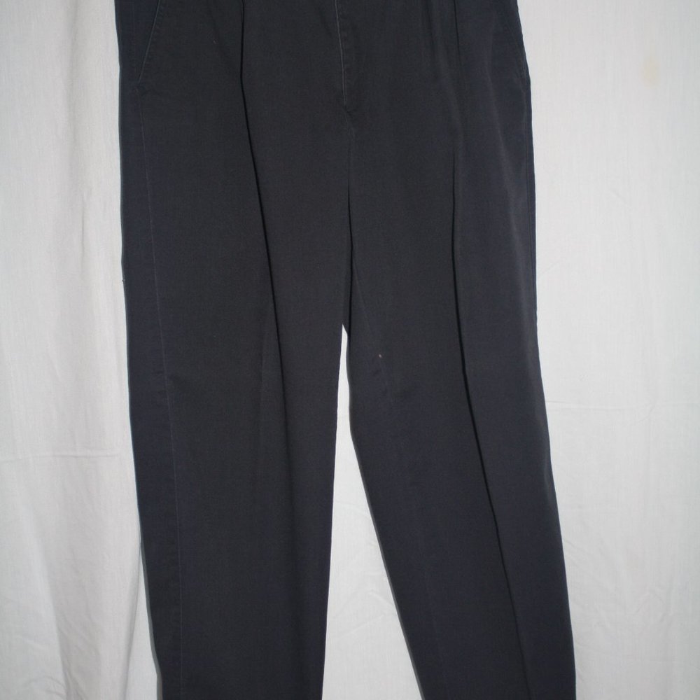 34x30 hemmed to 29” inseam. Men’s Puritan. Black.